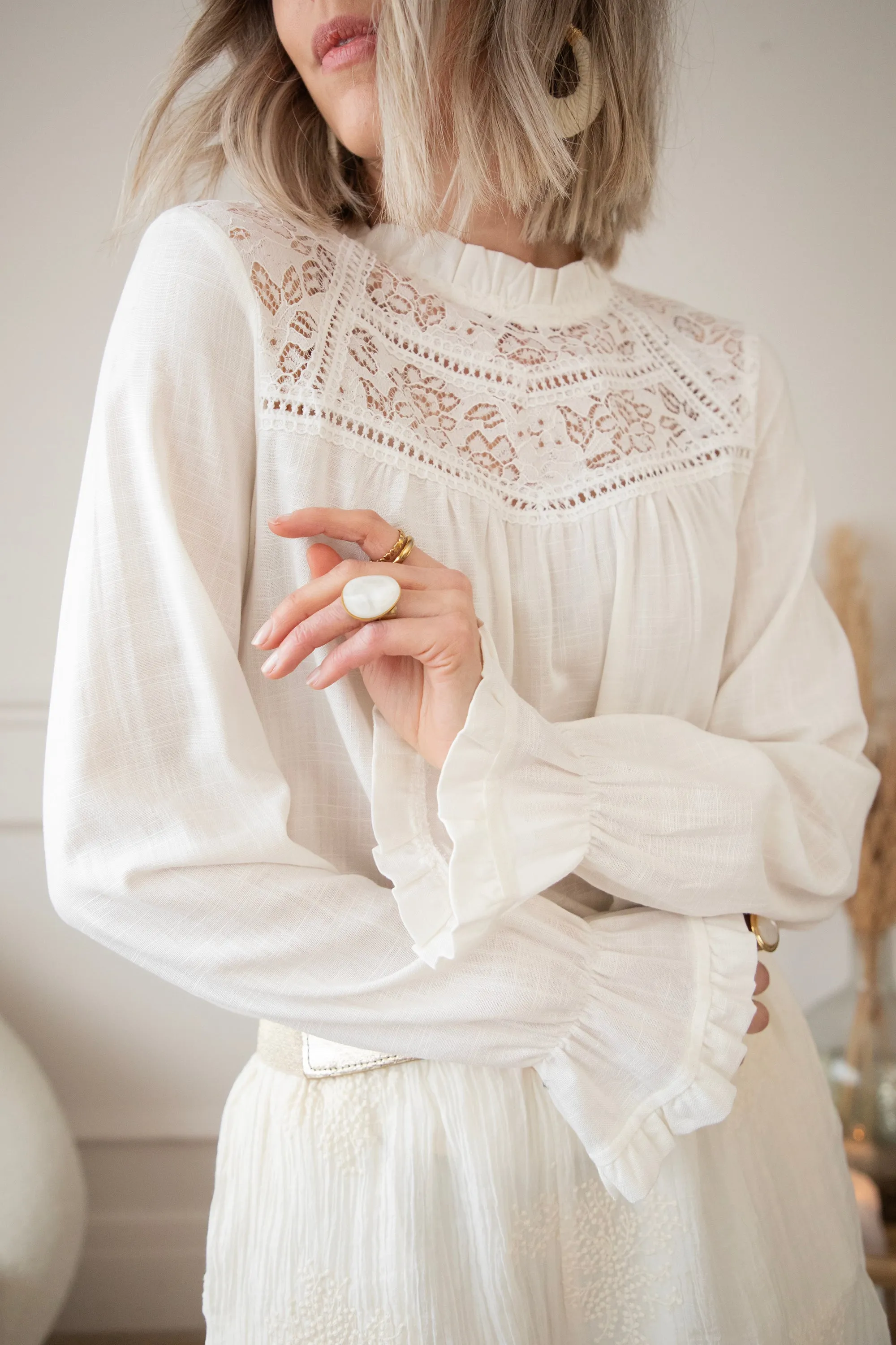 Melody Lace Beige - Blouse