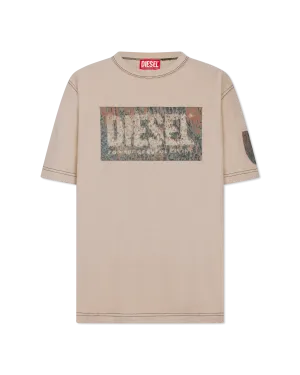 T-Adjust Q1 T-Shirt